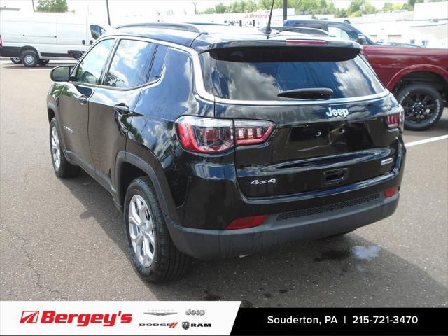 2024 Jeep Compass COMPASS LATITUDE 4X4