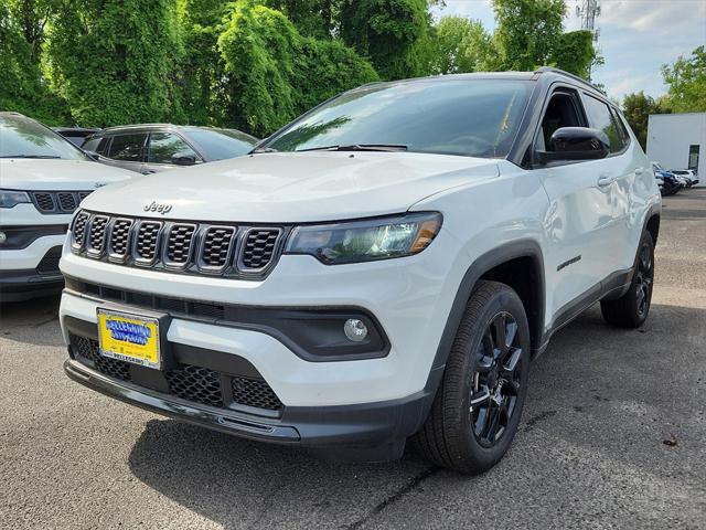 2024 Jeep Compass COMPASS LATITUDE 4X4