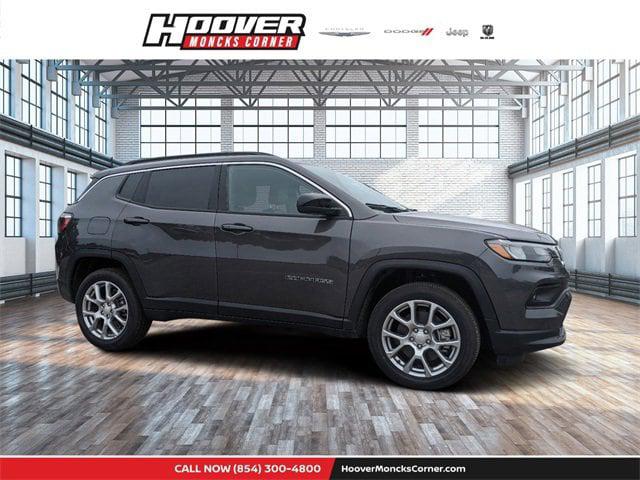 2024 Jeep Compass COMPASS LATITUDE LUX 4X4