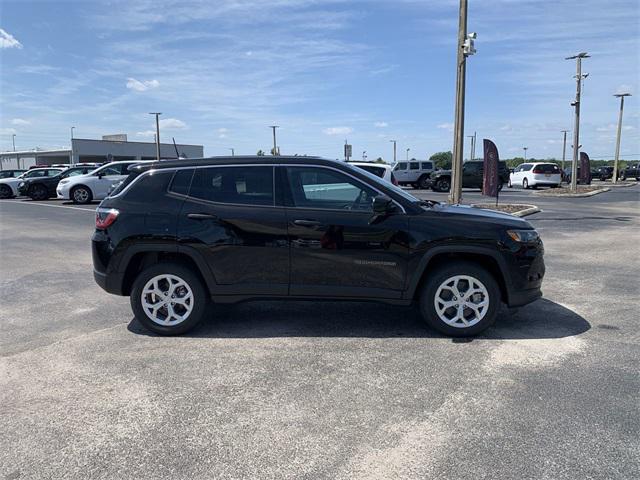 2024 Jeep Compass COMPASS SPORT 4X4