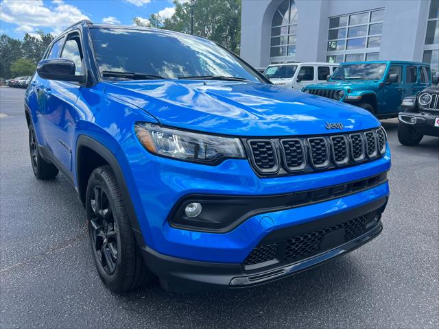 2024 Jeep Compass COMPASS LATITUDE 4X4