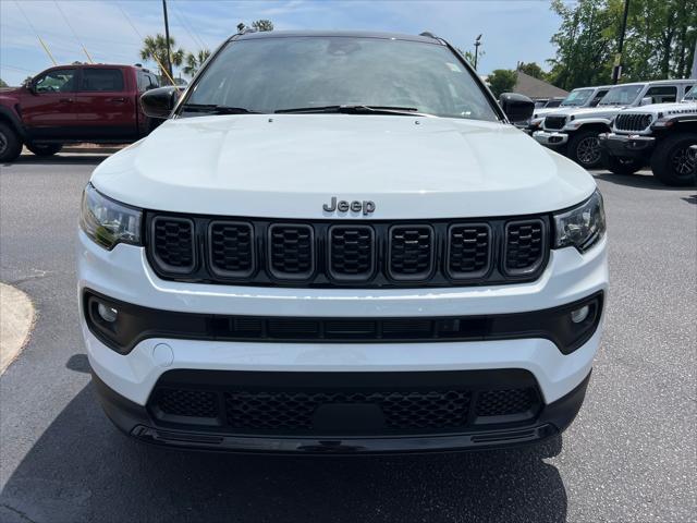 2024 Jeep Compass COMPASS LATITUDE 4X4