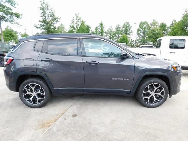 2024 Jeep Compass COMPASS LIMITED 4X4