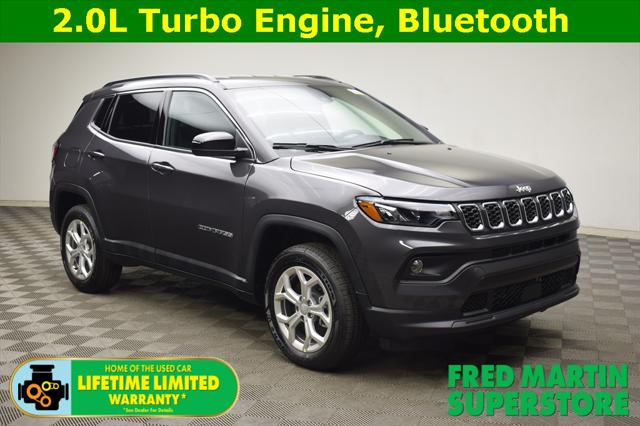 2024 Jeep Compass COMPASS LATITUDE 4X4