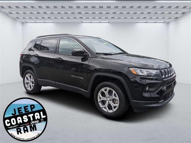 2024 Jeep Compass COMPASS LATITUDE 4X4