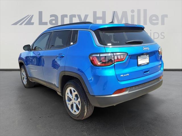 2024 Jeep Compass COMPASS LATITUDE 4X4