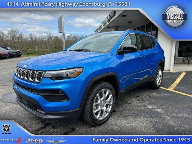 2024 Jeep Compass COMPASS LATITUDE LUX 4X4