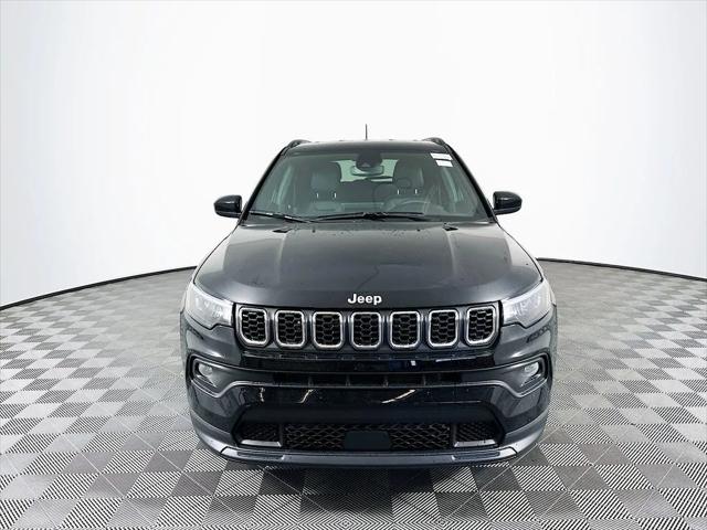 2024 Jeep Compass COMPASS LATITUDE 4X4