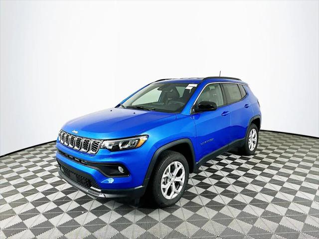 2024 Jeep Compass COMPASS LATITUDE 4X4