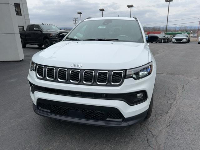 2024 Jeep Compass COMPASS LATITUDE 4X4