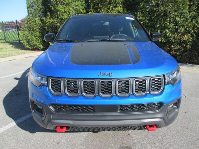 2024 Jeep Compass COMPASS TRAILHAWK 4X4