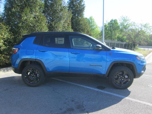 2024 Jeep Compass COMPASS TRAILHAWK 4X4