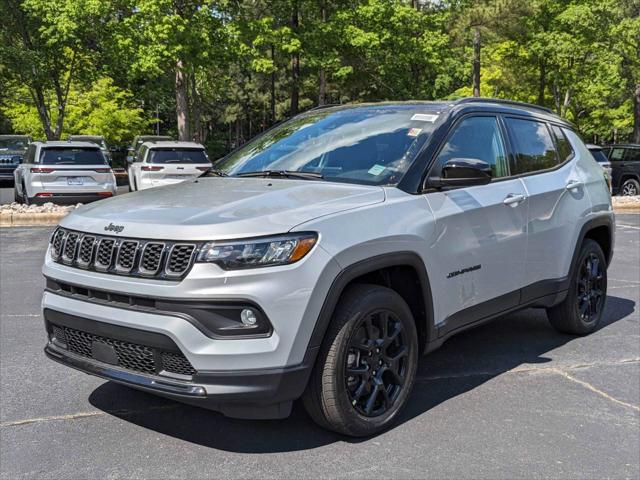 2024 Jeep Compass COMPASS LATITUDE 4X4