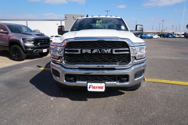 2024 RAM Ram 3500 Chassis Cab RAM 3500 TRADESMAN CREW CAB CHASSIS 4X4 60 CA