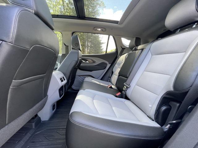 2024 GMC Terrain AWD SLT