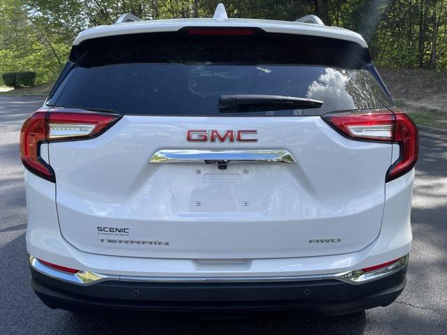 2024 GMC Terrain AWD SLT