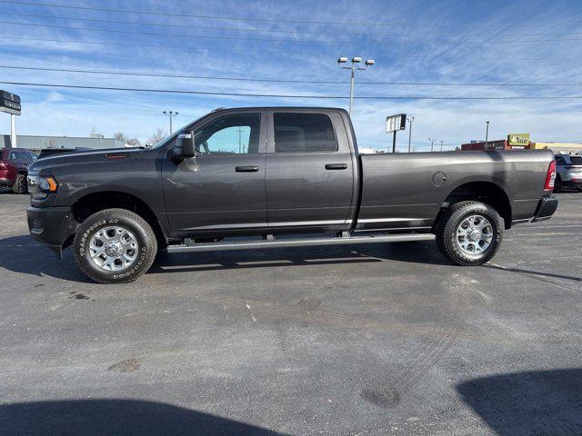 2024 RAM Ram 2500 RAM 2500 TRADESMAN CREW CAB 4X4 8 BOX