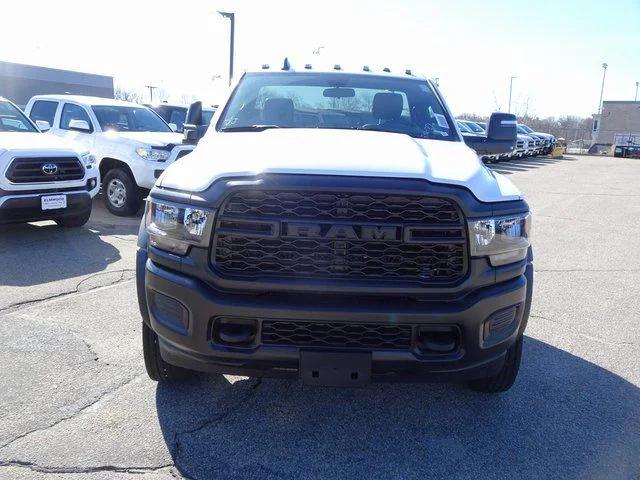 2024 RAM Ram 5500 Chassis Cab RAM 5500 TRADESMAN CHASSIS REGULAR CAB 4X4 60 CA