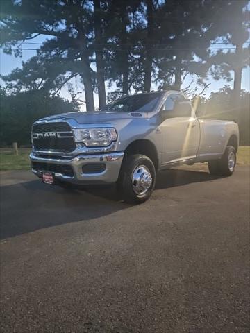 2024 RAM Ram 3500 RAM 3500 TRADESMAN REGULAR CAB 4X4 8 BOX