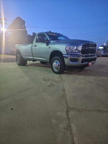 2024 RAM Ram 3500 RAM 3500 TRADESMAN REGULAR CAB 4X4 8 BOX