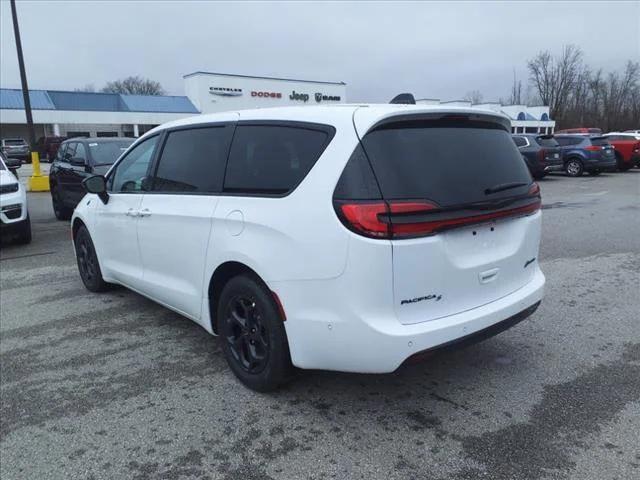 2024 Chrysler Pacifica Hybrid PACIFICA PLUG-IN HYBRID S APPEARANCE