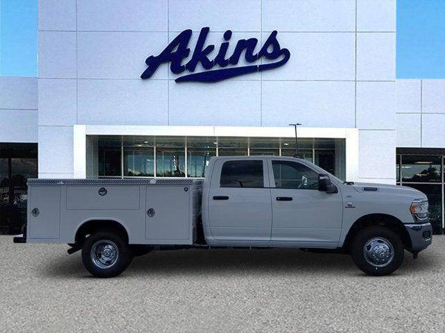 2024 RAM Ram 3500 Chassis Cab RAM 3500 TRADESMAN CREW CAB CHASSIS 4X4 60 CA