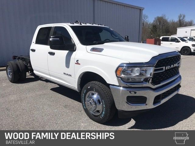 2024 RAM Ram 3500 Chassis Cab RAM 3500 SLT CREW CAB CHASSIS 4X4 60 CA