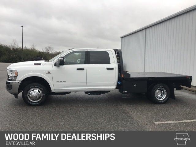 2024 RAM Ram 3500 Chassis Cab RAM 3500 SLT CREW CAB CHASSIS 4X4 60 CA
