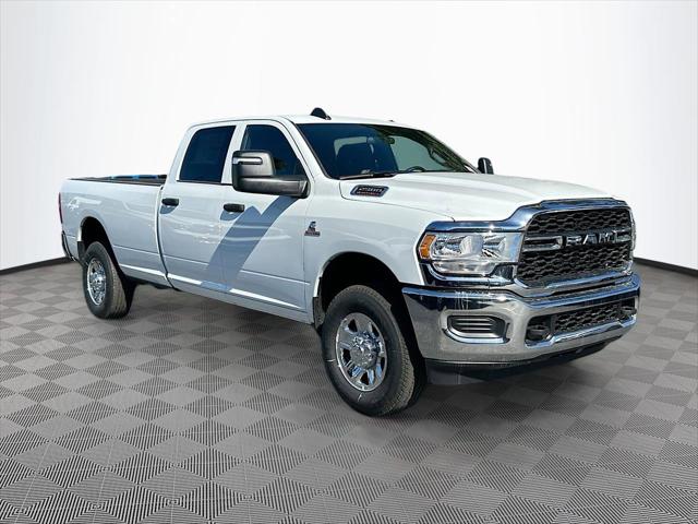 2024 RAM Ram 2500 RAM 2500 TRADESMAN CREW CAB 4X4 8 BOX