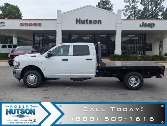 2024 RAM Ram 3500 Chassis Cab RAM 3500 TRADESMAN CREW CAB CHASSIS 4X2 60 CA