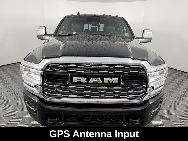 2024 RAM Ram 3500 RAM 3500 LIMITED MEGA CAB 4X4 64 BOX