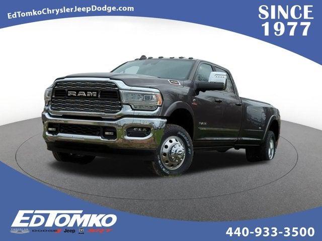 2024 RAM Ram 3500 RAM 3500 LIMITED CREW CAB 4X4 8 BOX