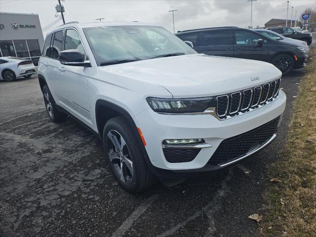 2024 Jeep Grand Cherokee GRAND CHEROKEE LIMITED 4X4