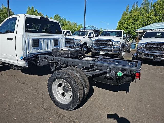 2024 RAM Ram 5500 Chassis Cab RAM 5500 TRADESMAN CHASSIS REGULAR CAB 4X4 60 CA