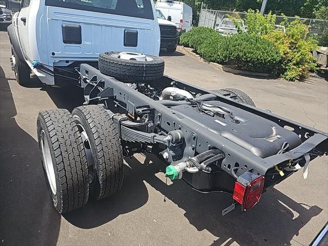 2024 RAM Ram 5500 Chassis Cab RAM 5500 TRADESMAN CHASSIS REGULAR CAB 4X4 60 CA