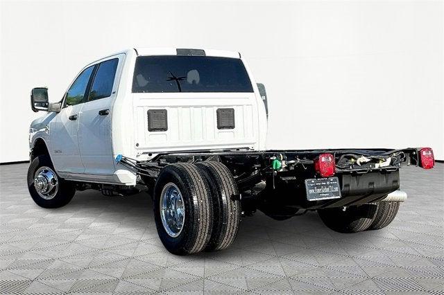 2024 RAM Ram 3500 Chassis Cab RAM 3500 SLT CREW CAB CHASSIS 4X4 60 CA