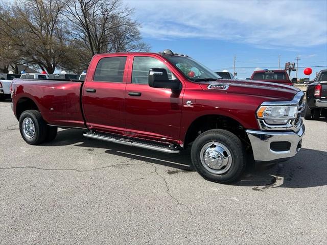 2024 RAM Ram 3500 RAM 3500 TRADESMAN CREW CAB 4X4 8 BOX