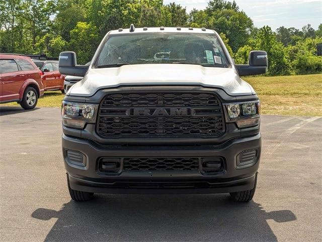 2024 RAM Ram 3500 Chassis Cab RAM 3500 TRADESMAN CREW CAB CHASSIS 4X4 60 CA