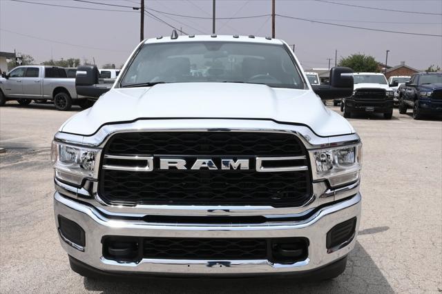 2024 RAM Ram 3500 Chassis Cab RAM 3500 TRADESMAN CREW CAB CHASSIS 4X4 60 CA