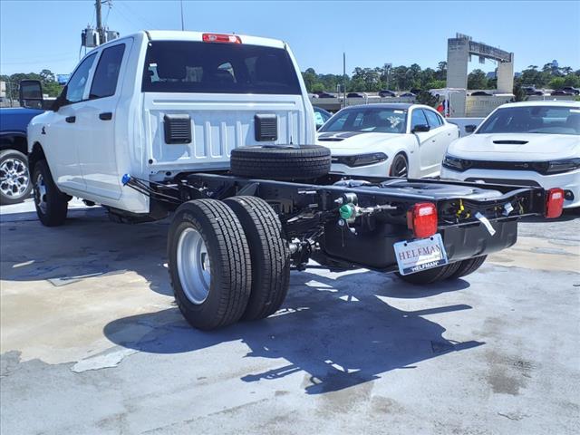 2024 RAM Ram 3500 Chassis Cab RAM 3500 TRADESMAN CREW CAB CHASSIS 4X4 60 CA