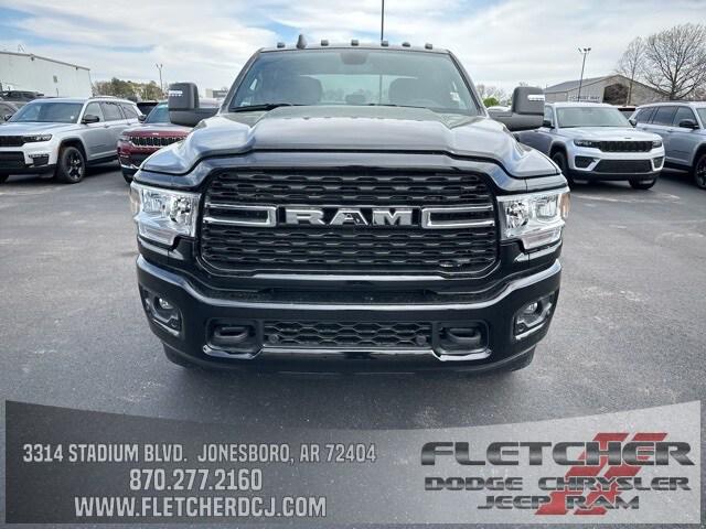 2024 RAM Ram 3500 RAM 3500 BIG HORN CREW CAB 4X4 8 BOX