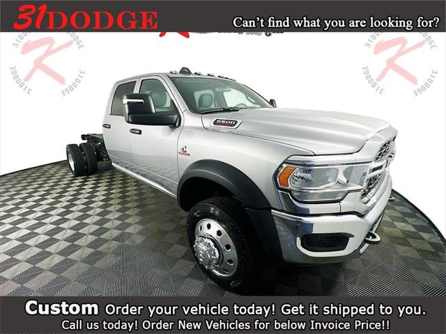 2024 RAM Ram 5500 Chassis Cab RAM 5500 TRADESMAN CHASSIS CREW CAB 4X2 84 CA