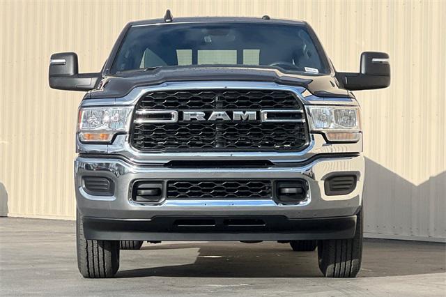 2024 RAM Ram 3500 RAM 3500 TRADESMAN CREW CAB 4X4 8 BOX