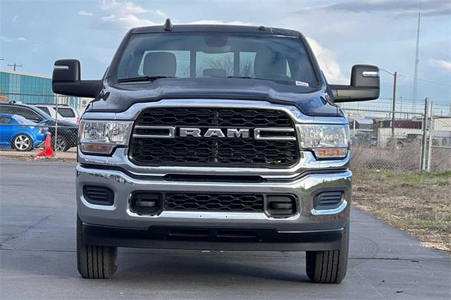 2024 RAM Ram 3500 RAM 3500 TRADESMAN CREW CAB 4X4 8 BOX