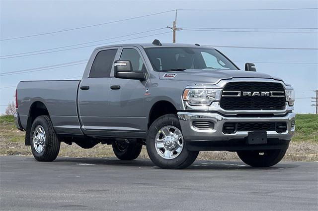 2024 RAM Ram 3500 RAM 3500 TRADESMAN CREW CAB 4X4 8 BOX