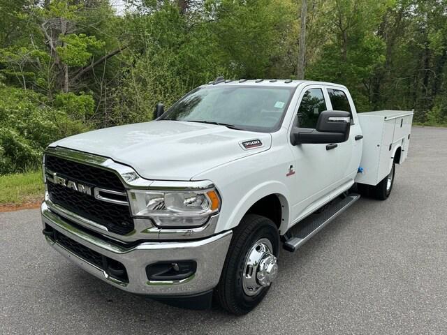 2024 RAM Ram 3500 Chassis Cab RAM 3500 TRADESMAN CREW CAB CHASSIS 4X2 60 CA