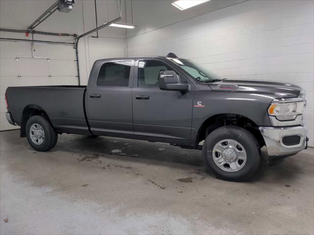 2024 RAM Ram 3500 RAM 3500 TRADESMAN CREW CAB 4X4 8 BOX