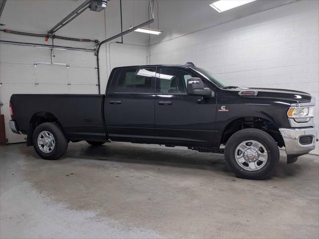 2024 RAM Ram 3500 RAM 3500 TRADESMAN CREW CAB 4X4 8 BOX