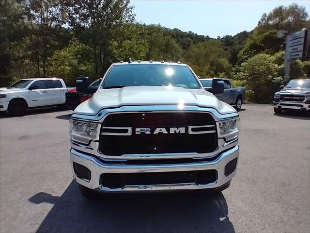 2024 RAM Ram 2500 RAM 2500 TRADESMAN CREW CAB 4X4 8 BOX