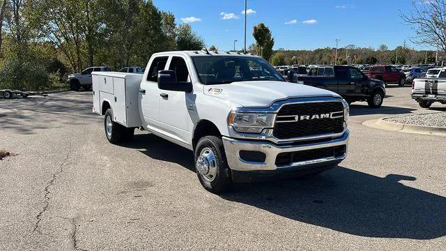 2024 RAM Ram 3500 Chassis Cab RAM 3500 TRADESMAN CREW CAB CHASSIS 4X4 60 CA